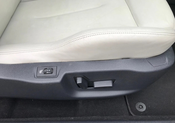 Peugeot RCZ cena 21900 przebieg: 123300, rok produkcji 2010 z Krosno małe 301